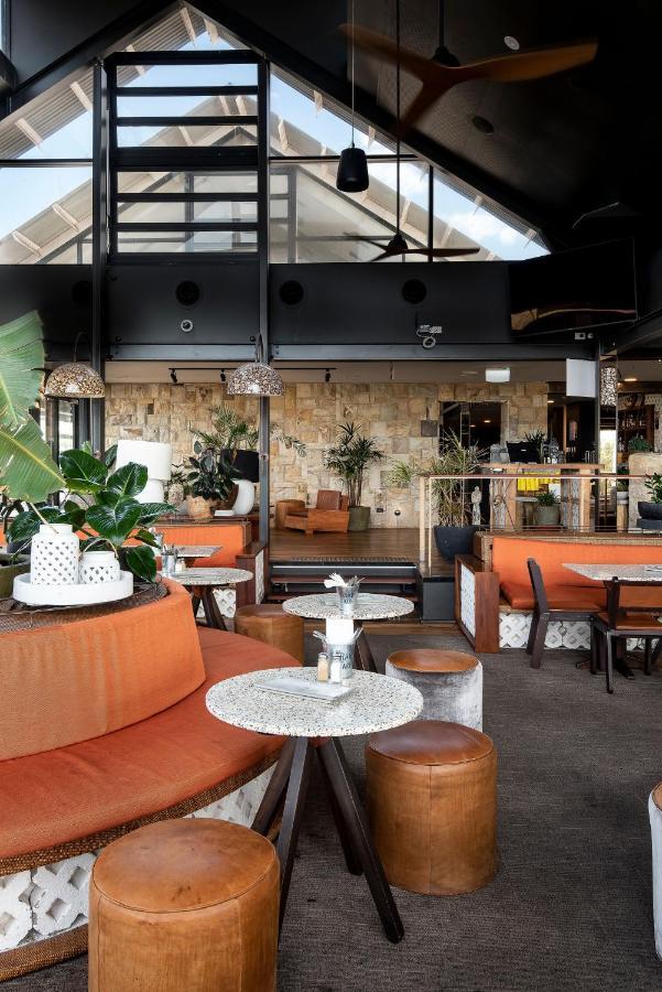 Caves Coastal Bar & Bungalows Кейвс-Біч Екстер'єр фото